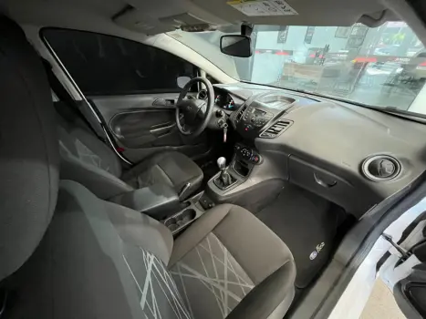 FORD Fiesta Hatch 1.5 16V 4P S FLEX, Foto 15