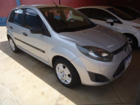 FORD Fiesta Hatch 1.0 4P FLEX, Foto 2