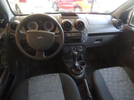 FORD Fiesta Hatch 1.0 4P FLEX, Foto 4