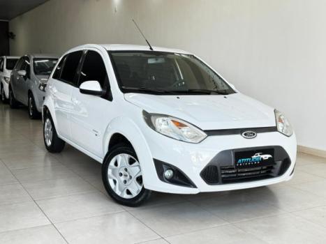 FORD Fiesta Hatch 1.6, Foto 2