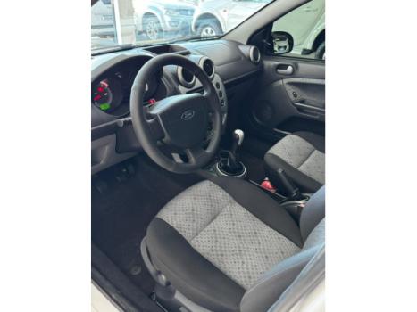 FORD Fiesta Hatch 1.6, Foto 11