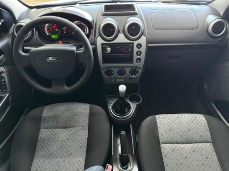 FORD Fiesta Hatch 1.6, Foto 13