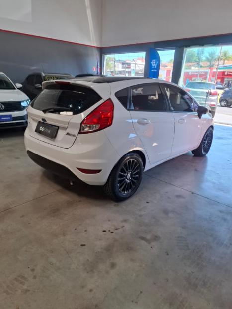 FORD Fiesta Hatch 1.6 16V 4P SE FLEX, Foto 4