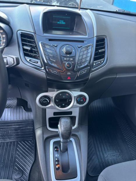 FORD Fiesta Hatch 1.6 16V 4P FLEX SE POWERSHIFT AUTOM�TICO, Foto 10