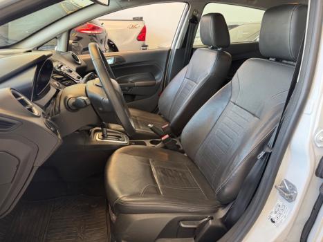 FORD Fiesta Hatch 1.6 16V 4P FLEX TITANIUM POWERSHIFT AUTOM�TICO, Foto 9