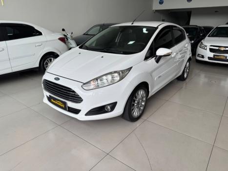 FORD Fiesta Hatch 1.6 16V 4P FLEX SE POWERSHIFT AUTOM�TICO, Foto 2
