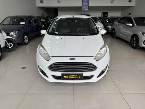 FORD Fiesta Hatch 1.6 16V 4P FLEX SE POWERSHIFT AUTOM�TICO, Foto 4
