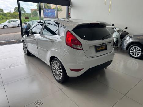 FORD Fiesta Hatch 1.6 16V 4P FLEX SE POWERSHIFT AUTOM�TICO, Foto 5