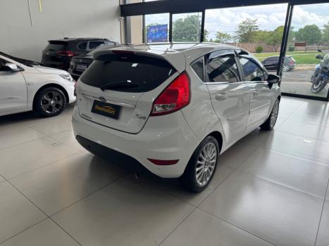FORD Fiesta Hatch 1.6 16V 4P FLEX SE POWERSHIFT AUTOM�TICO, Foto 6