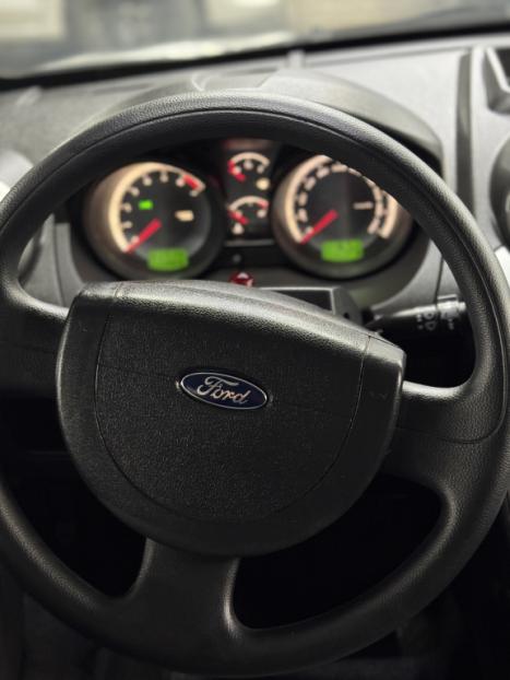 FORD Fiesta Hatch 1.6 4P CLASS FLEX, Foto 4