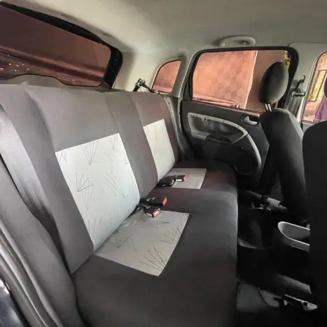 FORD Fiesta Hatch 1.6 4P CLASS FLEX, Foto 15