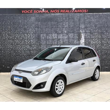 FORD Fiesta Hatch 1.0 4P, Foto 2