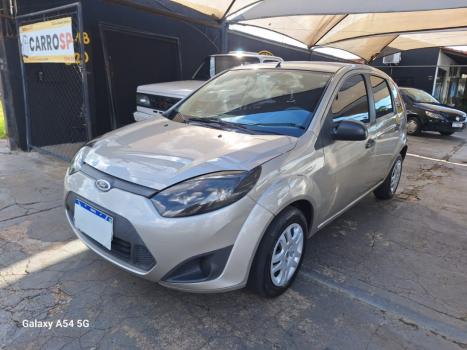 FORD Fiesta Hatch 1.6 4P, Foto 2