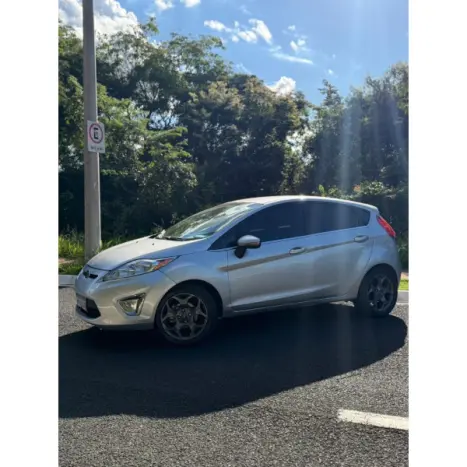 FORD Fiesta Hatch 1.6 4P FLEX, Foto 2