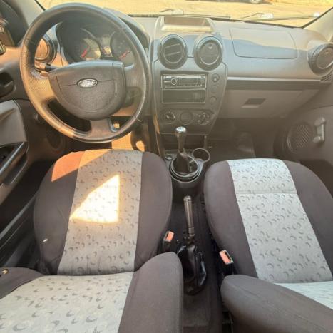 FORD Fiesta Hatch 1.0 4P, Foto 3