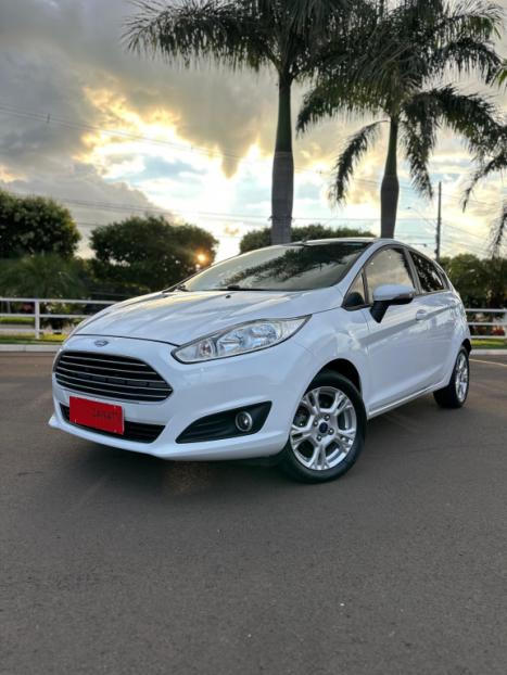 FORD Fiesta Hatch 1.6 16V 4P FLEX SE POWERSHIFT AUTOM�TICO, Foto 1