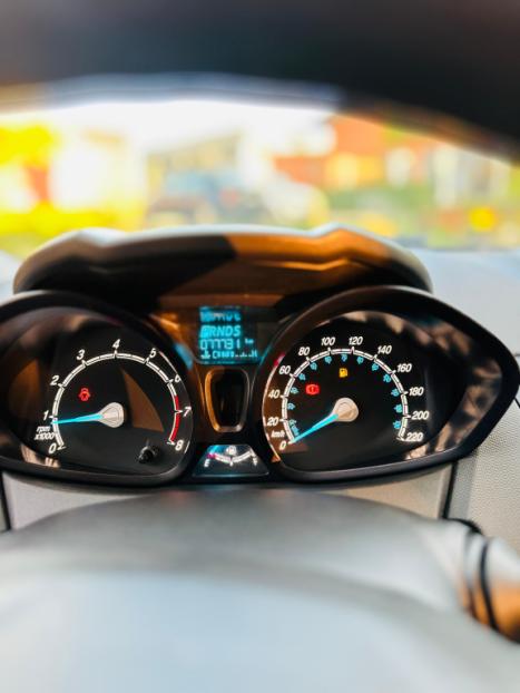 FORD Fiesta Hatch 1.6 16V 4P FLEX SE POWERSHIFT AUTOM�TICO, Foto 5