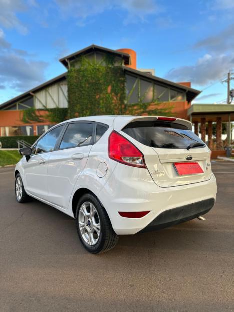 FORD Fiesta Hatch 1.6 16V 4P FLEX SE POWERSHIFT AUTOM�TICO, Foto 8