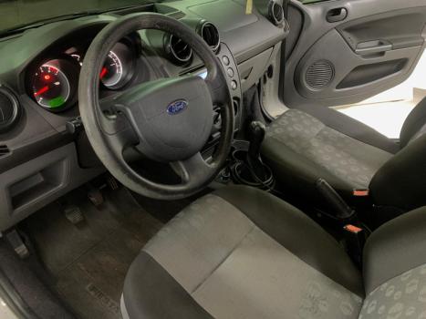 FORD Fiesta Hatch 1.0 4P, Foto 16