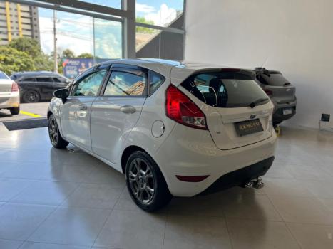 FORD Fiesta Hatch 1.6 4P, Foto 6