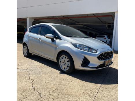 FORD Fiesta Hatch 1.6 4P, Foto 3