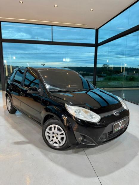 FORD Fiesta Hatch 1.6, Foto 2