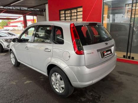 FORD Fiesta Hatch 1.0, Foto 3