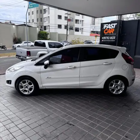 FORD Fiesta Hatch 1.6 16V 4P FLEX SE POWERSHIFT AUTOM�TICO, Foto 4