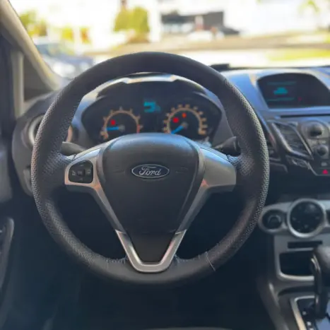 FORD Fiesta Hatch 1.6 16V 4P FLEX SE POWERSHIFT AUTOM�TICO, Foto 14