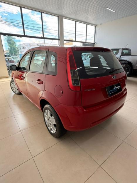 FORD Fiesta Hatch 1.6, Foto 6