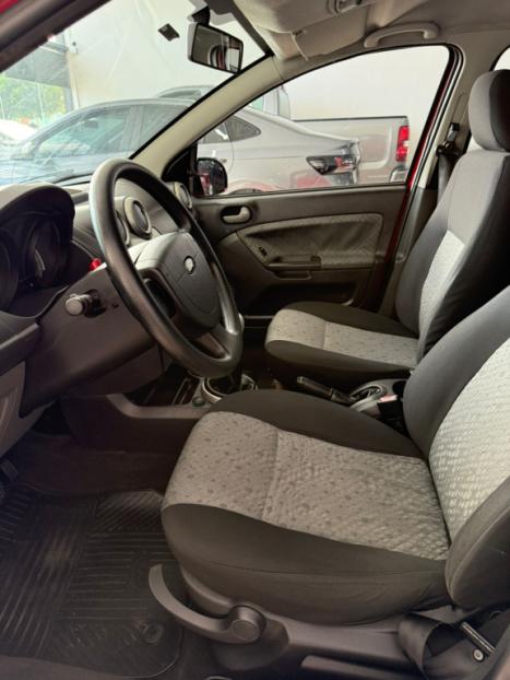 FORD Fiesta Hatch 1.6, Foto 8