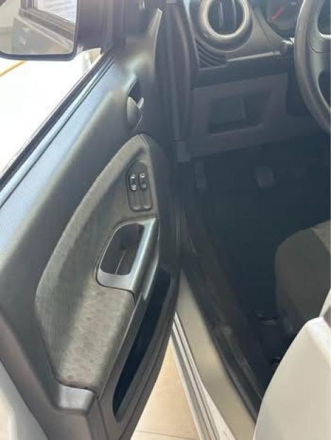 FORD Fiesta Hatch 1.6 16V 4P SE FLEX, Foto 2