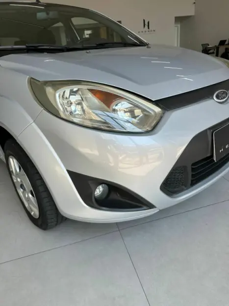 FORD Fiesta Hatch 1.6 16V 4P SE FLEX, Foto 17