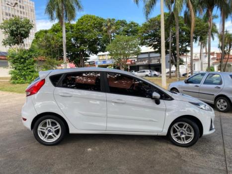 FORD Fiesta Hatch 1.6 16V 4P FLEX SEL POWERSHIFT AUTOM�TICO, Foto 2