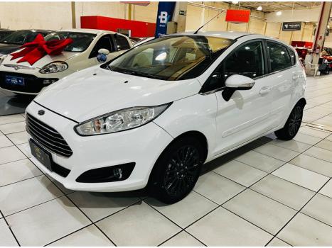 FORD Fiesta Hatch 1.6 16V 4P FLEX TITANIUM POWERSHIFT AUTOM�TICO, Foto 2