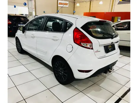 FORD Fiesta Hatch 1.6 16V 4P FLEX TITANIUM POWERSHIFT AUTOM�TICO, Foto 5