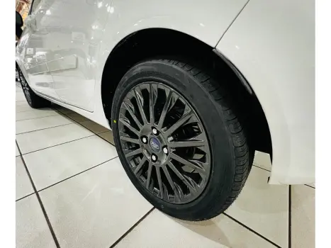 FORD Fiesta Hatch 1.6 16V 4P FLEX TITANIUM POWERSHIFT AUTOM�TICO, Foto 7