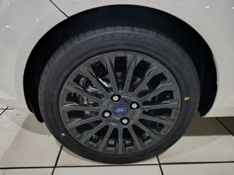 FORD Fiesta Hatch 1.6 16V 4P FLEX TITANIUM POWERSHIFT AUTOM�TICO, Foto 8
