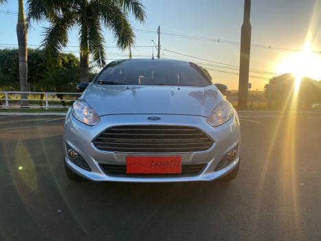 FORD Fiesta Hatch 1.6 16V 4P TITANIUM FLEX, Foto 2