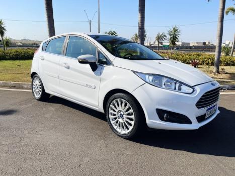 FORD Fiesta Hatch 1.6 4P TITANIUM FLEX AUTOM�TICO, Foto 2