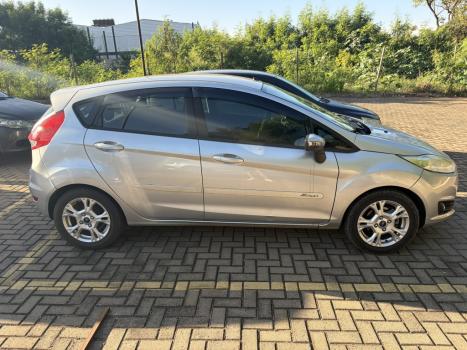 FORD Fiesta Hatch 1.6 16V 4P SE FLEX, Foto 2