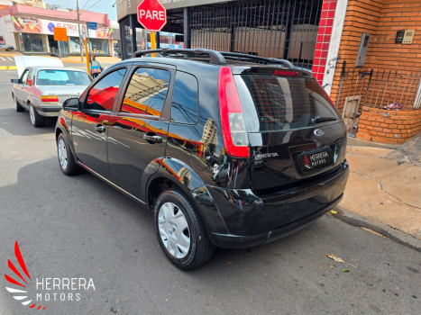 FORD Fiesta Hatch 1.6 4P CLASS FLEX, Foto 4