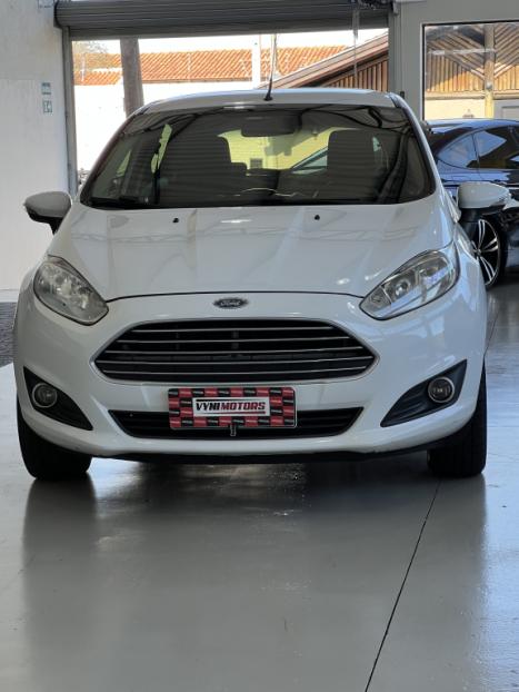 FORD Fiesta Hatch 1.6 16V 4P TITANIUM FLEX, Foto 3