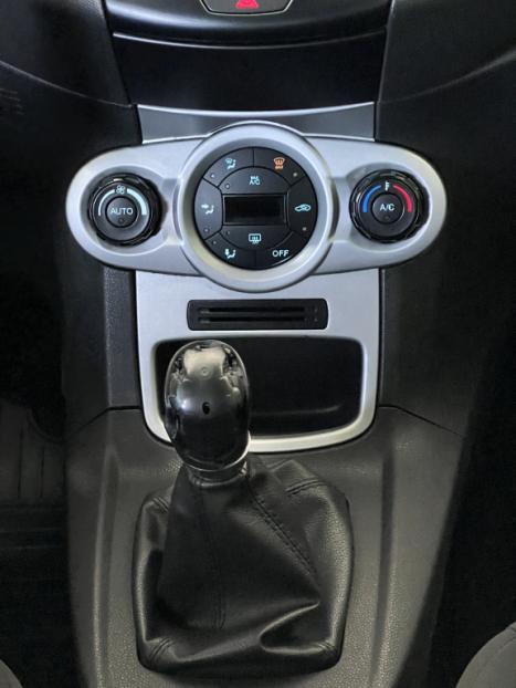 FORD Fiesta Hatch 1.6 16V 4P TITANIUM FLEX, Foto 8