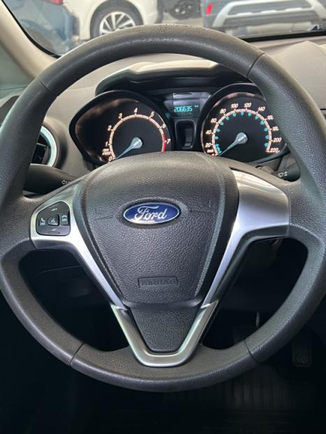 FORD Fiesta Hatch 1.6 16V 4P TITANIUM FLEX, Foto 9