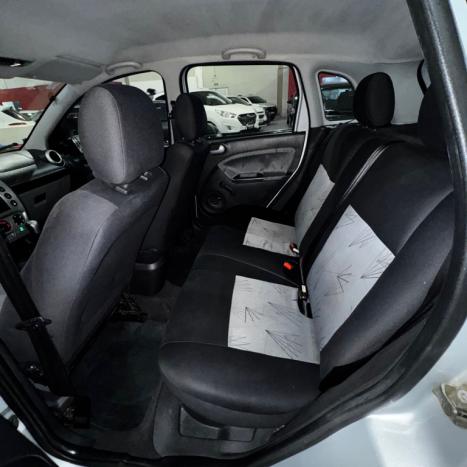 FORD Fiesta Hatch 1.6 4P FLEX, Foto 9