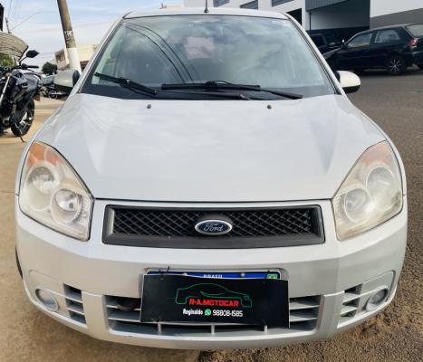 FORD Fiesta Hatch 1.6 4P CLASS FLEX, Foto 1