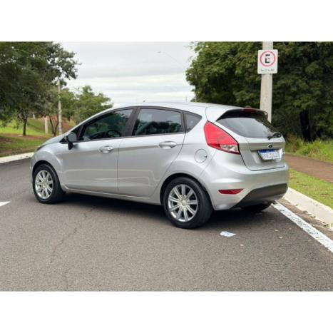 FORD Fiesta Hatch 1.5 16V 4P S FLEX, Foto 5