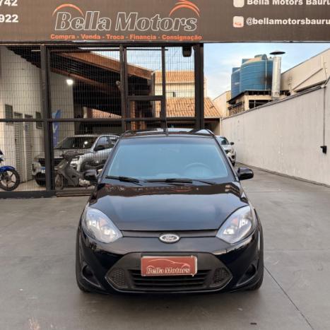 FORD Fiesta Hatch 1.6, Foto 2