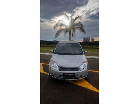 FORD Fiesta Hatch 1.6 CLASS, Foto 2
